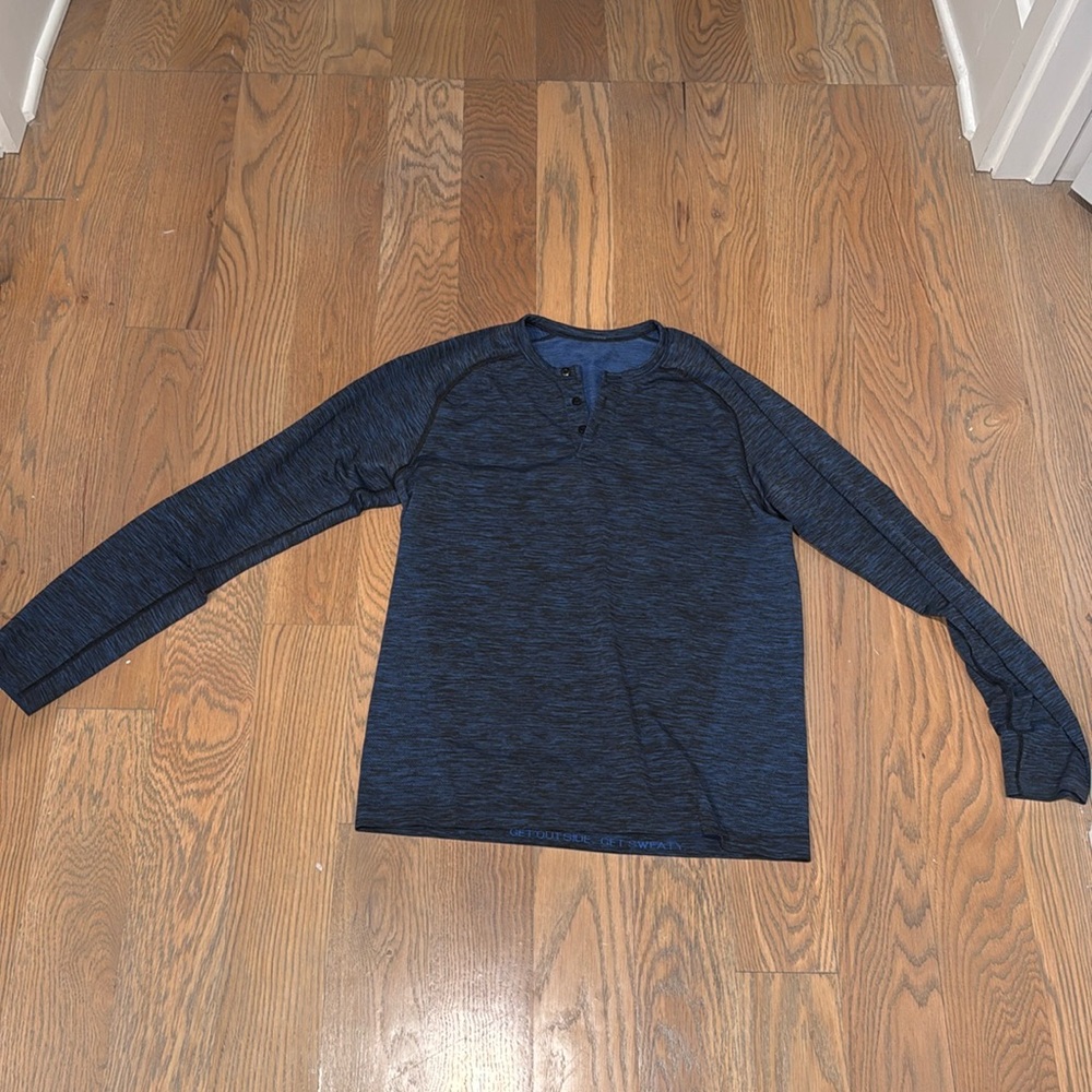 Lululemon Blue Longsleeve Men’s Medium